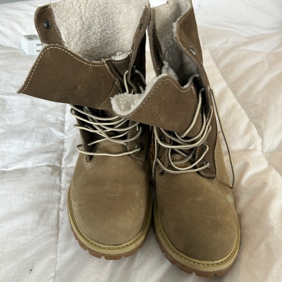 Timberland Boots - Picture 1 of 1